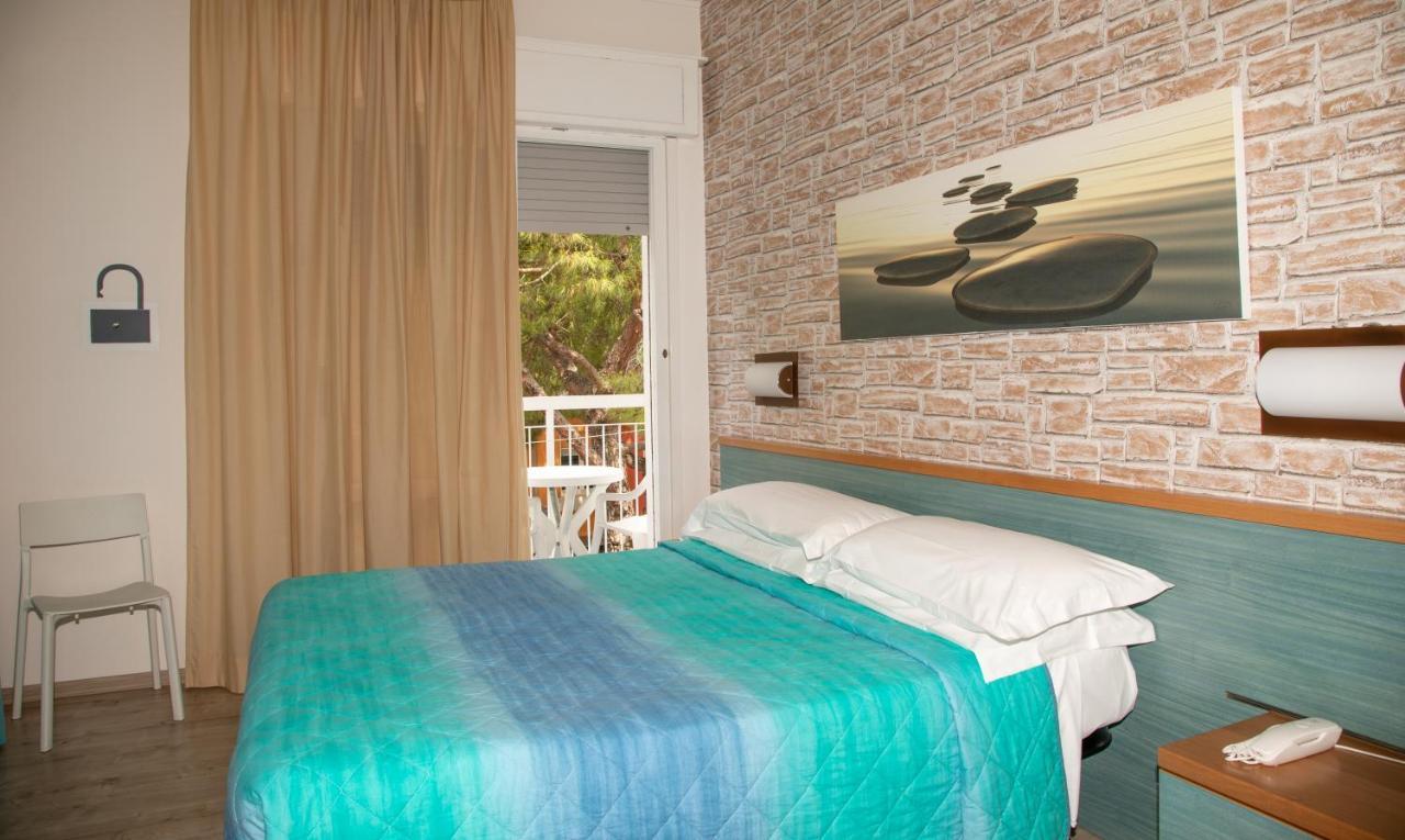 Regina Urban Hotel 3*