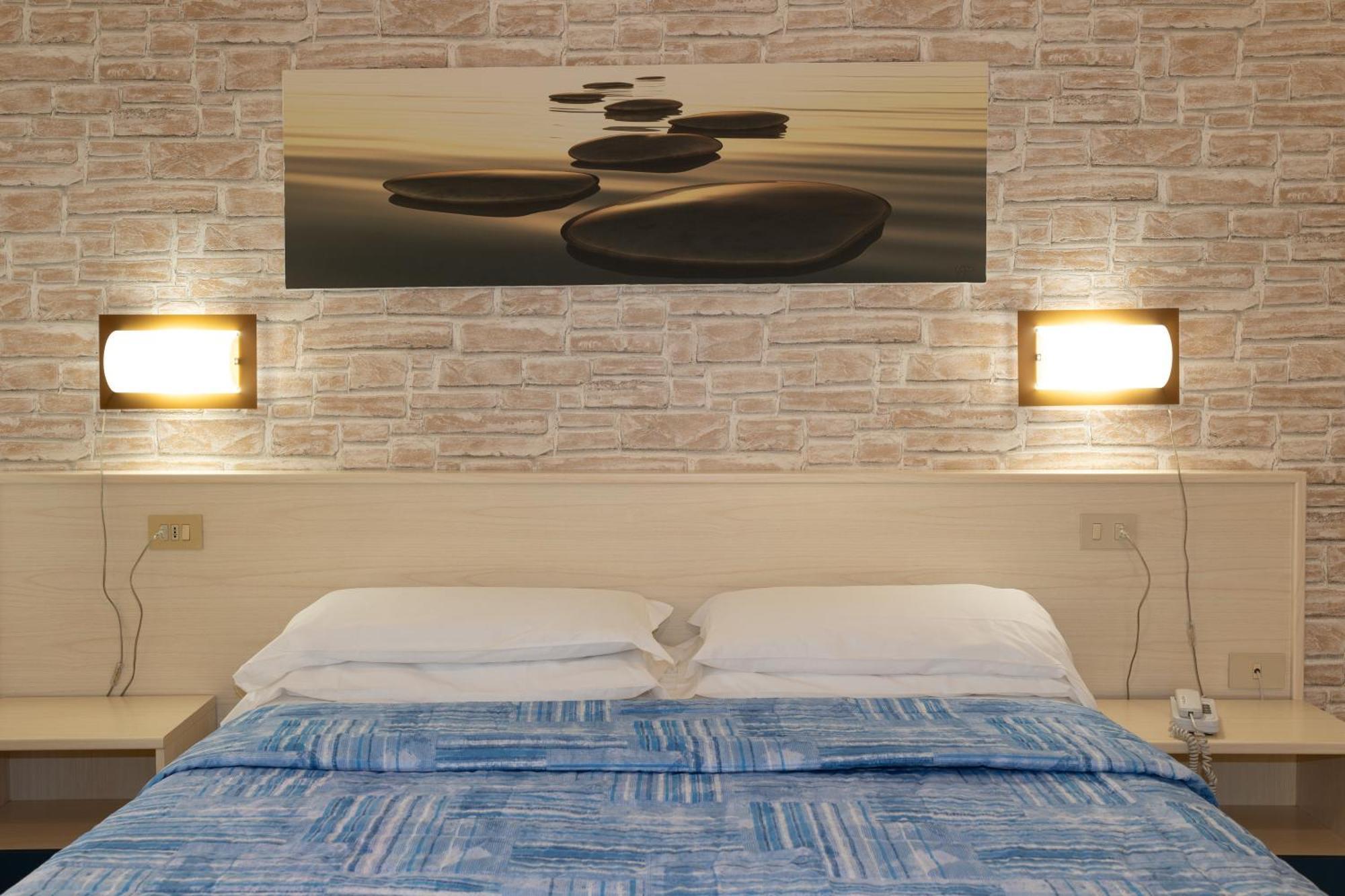 Regina Urban Hotel